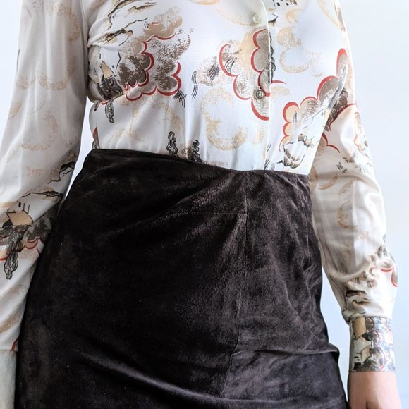 1990’s Minimalist Chocolate Suede Midi Skirt - Picture 2 of 8